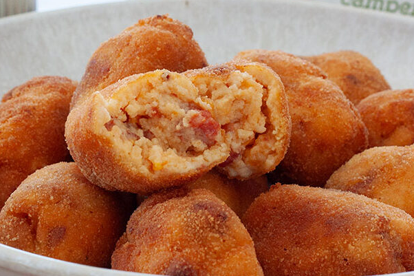 Croquetas de huevo frito y chorizo