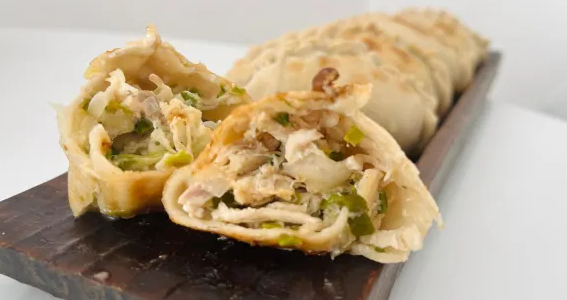 Empanadillas pollo desmenuzado