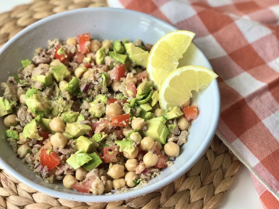 Ensalada de Garbanzos con Aguacate